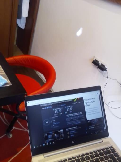 Sofia Zen - On Metro, Ultra Fast Wi-Fi Apartment Ngoại thất bức ảnh