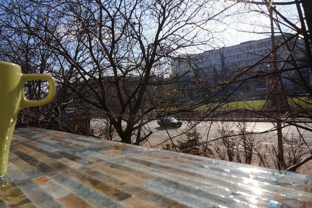 Sofia Zen - On Metro, Ultra Fast Wi-Fi Apartment Ngoại thất bức ảnh