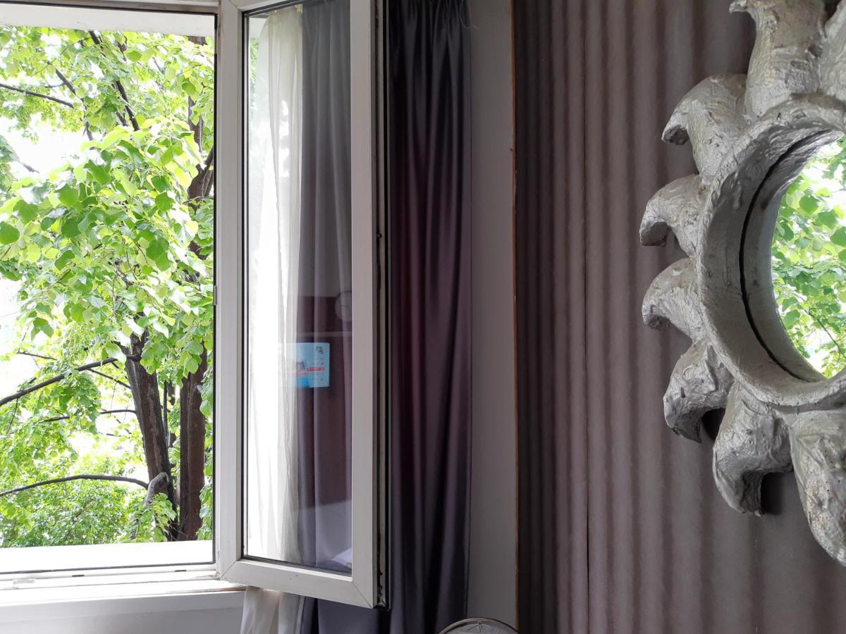 Sofia Zen - On Metro, Ultra Fast Wi-Fi Apartment Ngoại thất bức ảnh
